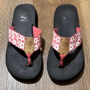 Yellow Box Women’s Pink White Flower Sandals Size 8 Pre owned